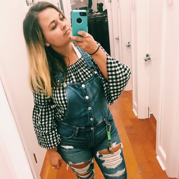 Meet your Posher - Picture 7 of 11